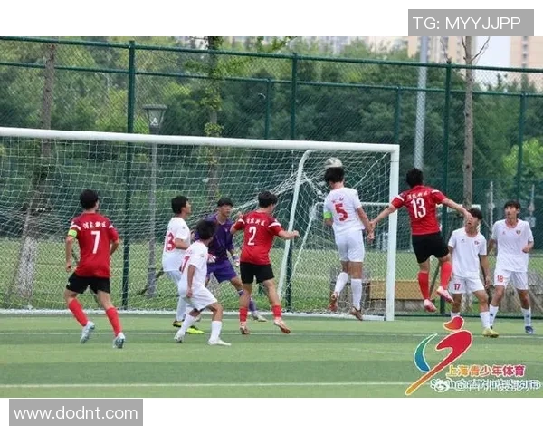 全国锦标赛特别报道：上海足球队如何实现历史性突破与辉煌成就