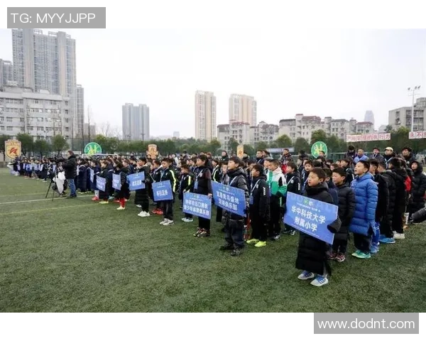 宝应业余足球热潮兴起球员们在绿茵场上挥洒汗水追逐梦想